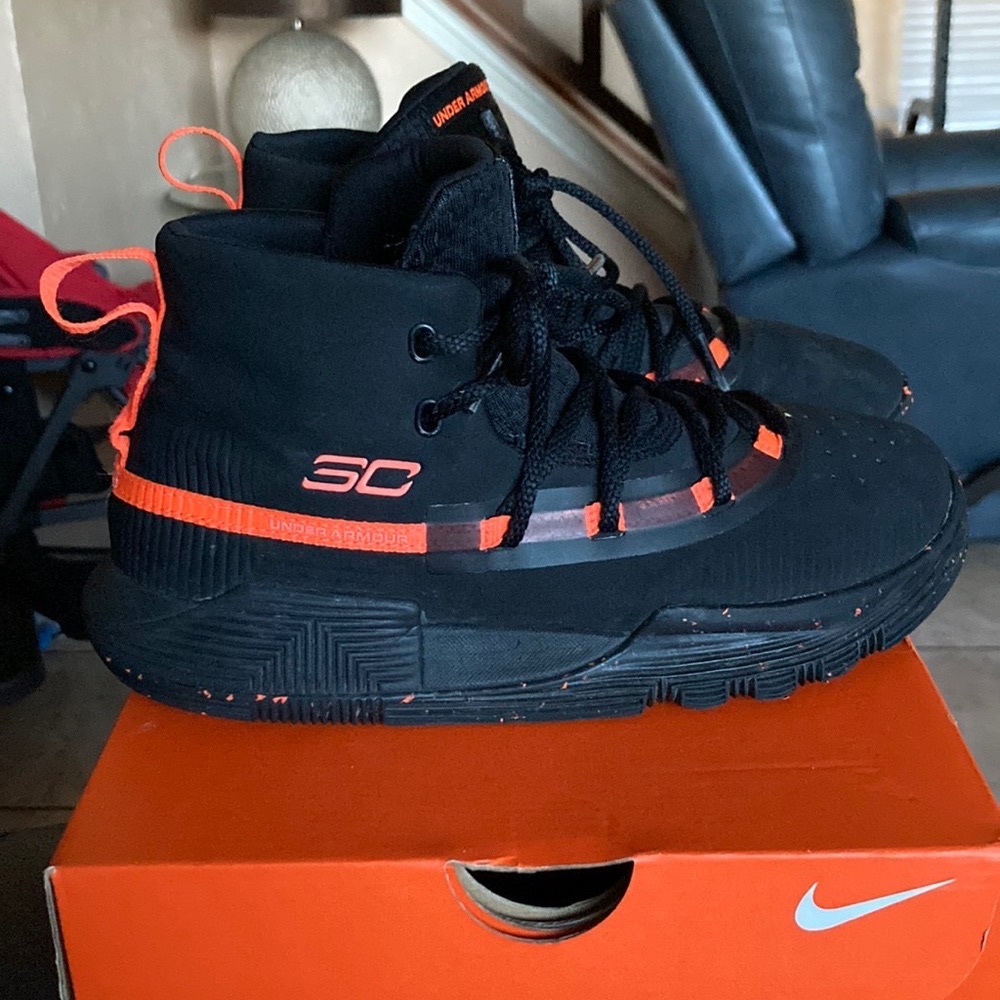 Boy shoes